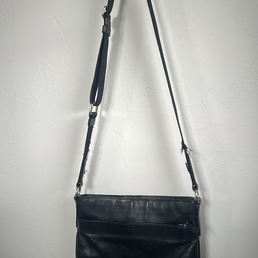 Coach F54780 Shoulder Bag Leather Black - Picture 5 of 16